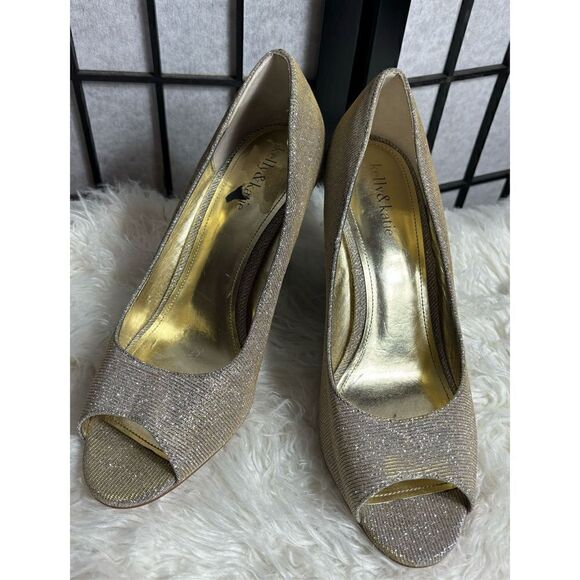 Kelly & Katie Silver Open Toe Wedge Heels - Picture 1 of 9